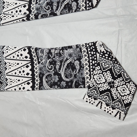 SWS Leggings - Picture 2 of 9